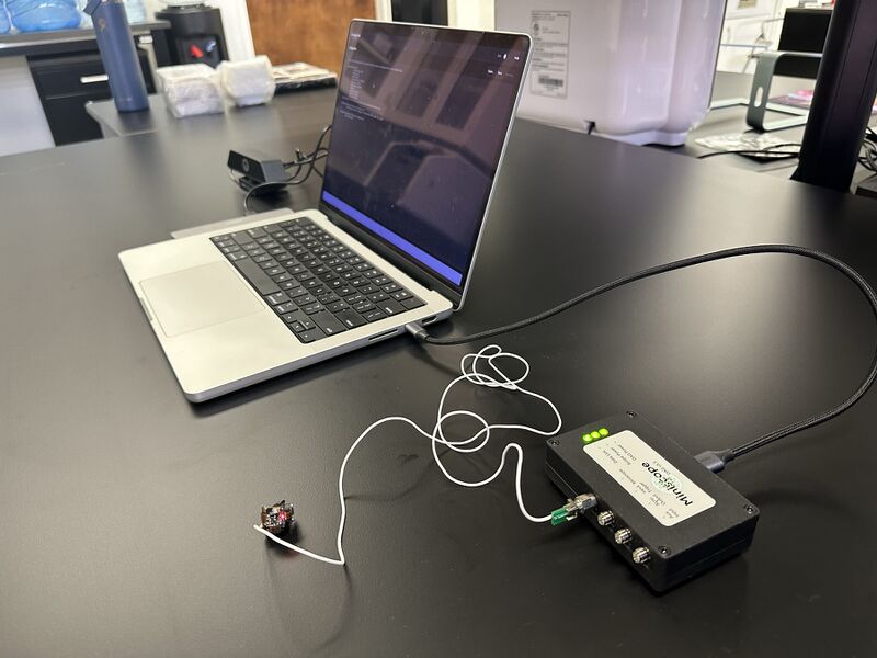 File:Miniscope-daq-v2-hardware-daq-connected.jpg